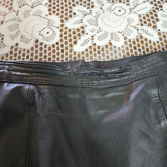 Anchor blue 100% leather skirt - Picture 2 of 11